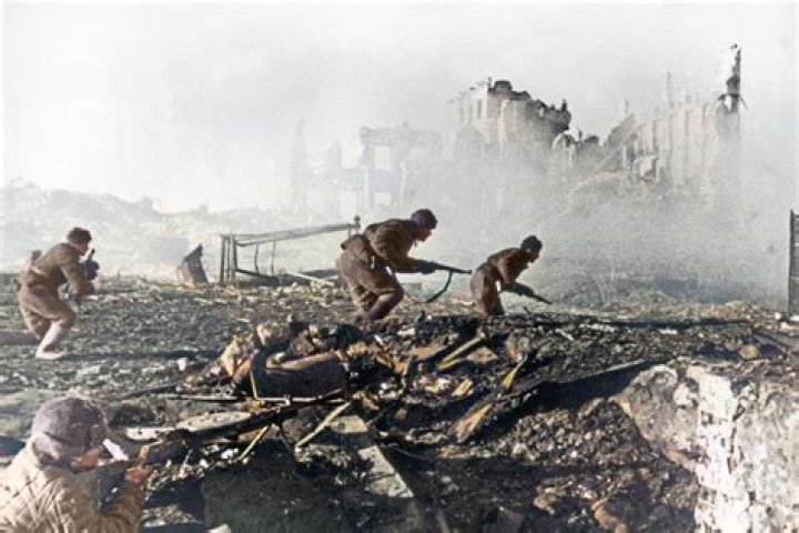 Are bodies still being found in Stalingrad?