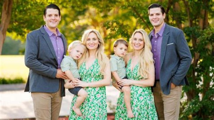 Can a pair of siblings marry another pair of siblings?