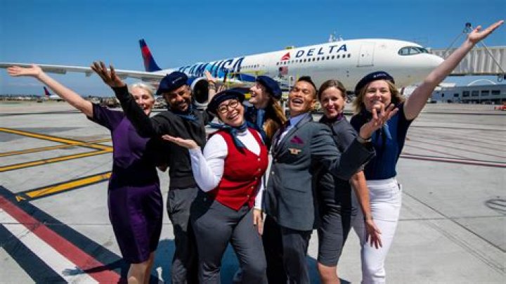 Do flight attendants have to swim?