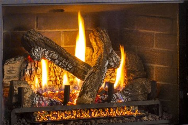 Do gas fireplaces give off carbon monoxide?