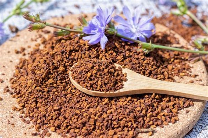 Does coffee with chicory have less caffeine?