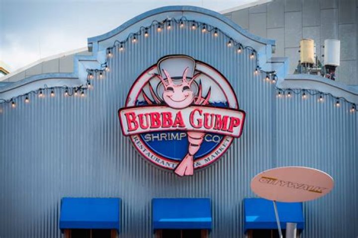 How did they make Bubba's lip so big?