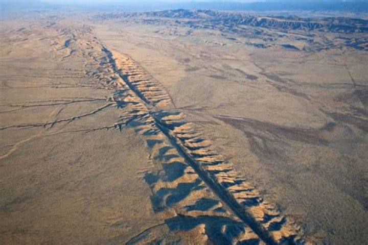 How do earthquakes end?