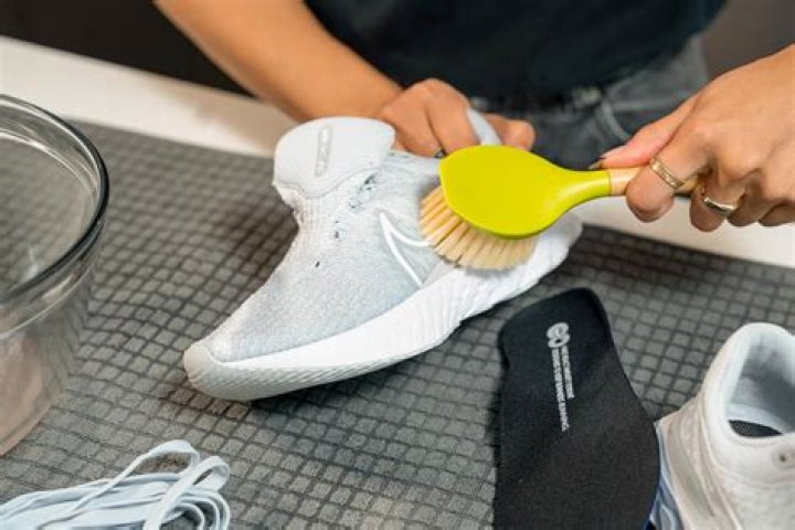How do you wash Nike visors?