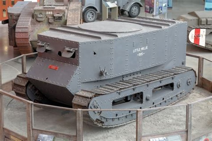 How far can a tank shoot a shell?