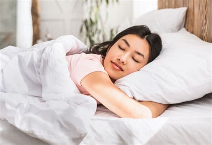 Is it safe to sleep with fireplace on?