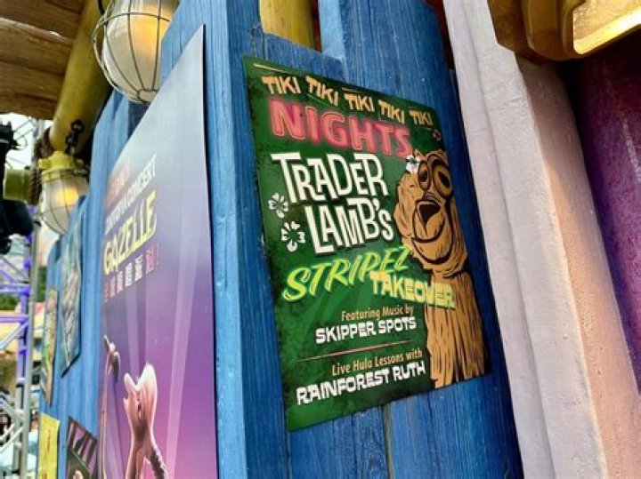 What are the Easter eggs in zootopia?