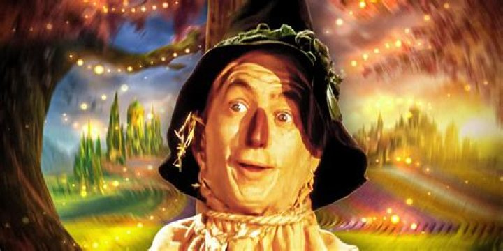 Who is immune to Scarecrow?