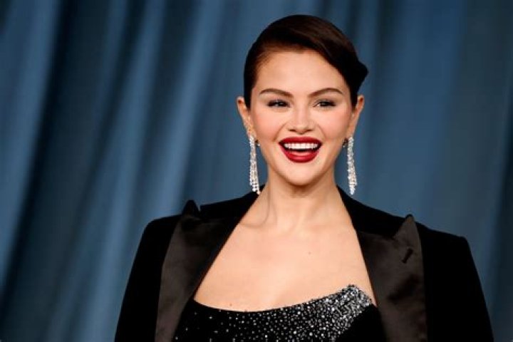 Who owns Selena Museum?